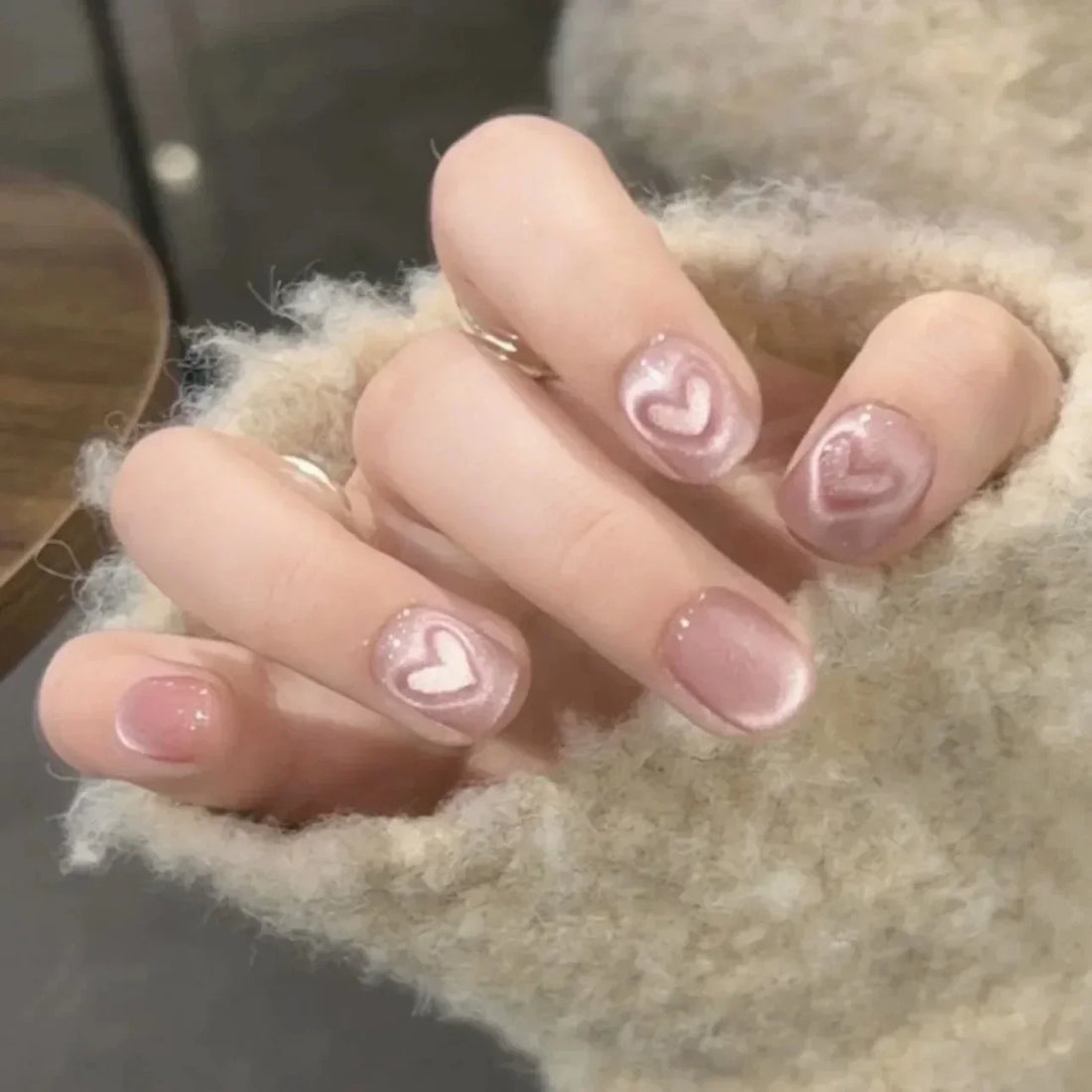 Pink Cat Eye Press-On Nails Set | Skelblum